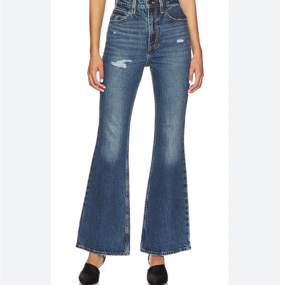 Levi’s 70s High Flare in Take It Out - Picture 7 of 8